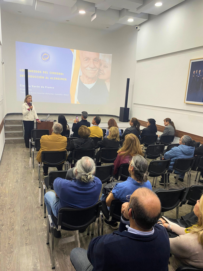 Eventos sociales y de formación continua SAEJ